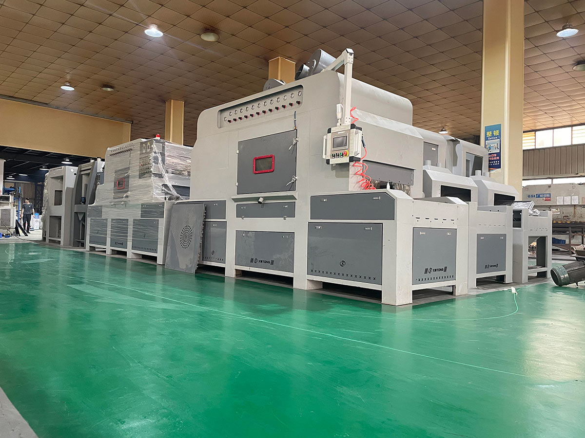 深圳百超機(jī)械設(shè)備有限公司生產(chǎn)車間實(shí)拍圖片 深圳百超機(jī)械設(shè)備有限公司生產(chǎn)車間實(shí)拍圖片